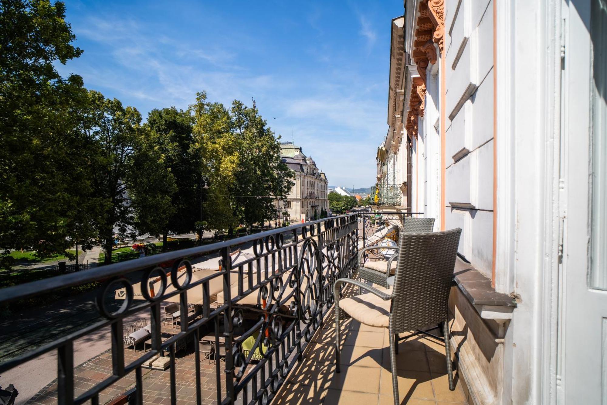 Luxapart Big 12People Apartment Kosice Exterior photo